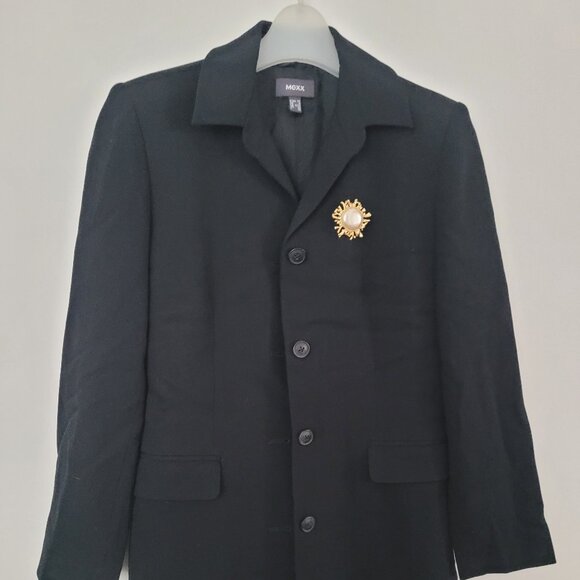 Black Suit - long jacket and skirt - Picture 2 of 8